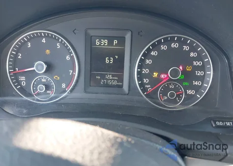 2010 Volkswagen Jetta Limited Edition from USA, damaged, VIN 3VWRX7AJXAM129958